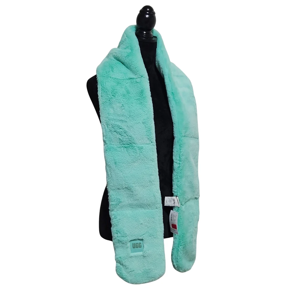 UGG Scarf Emerald Faux Fur Plush Cottagecore Winter Fall Outdoor Cozy Logo Gift